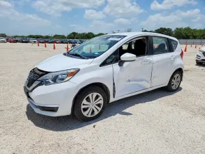 Nissan Versa 1.6L 4 2017