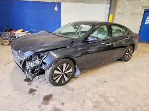 Nissan Altima 2.5L 4 2019