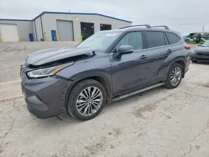 Toyota Highlander 3.5L 6 2021