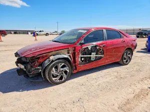 Hyundai Elantra 2.0L 4 2025