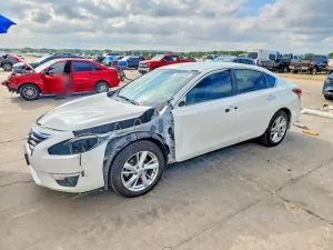Nissan Altima 2.5L 4 2015