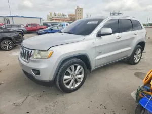 Jeep Grand Cherokee 5.7L 8 2011