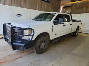 Ford F-350 6.7L 8 2018
