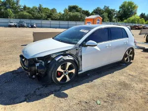 Volkswagen Golf 2L 4 2015