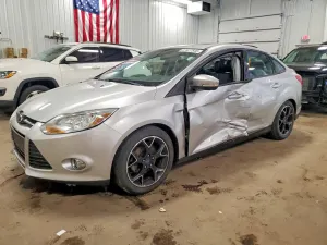 Ford Focus 2.0L 4 2014