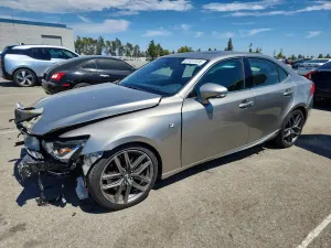 Lexus IS 2.0L 4 2018