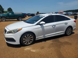 Hyundai Sonata 2.4L 4 2015