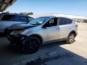 Toyota Rav4 2.5L 4 2015