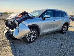 Toyota Highlander 3.5L 6 2020