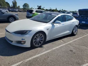 Tesla Model S 2019