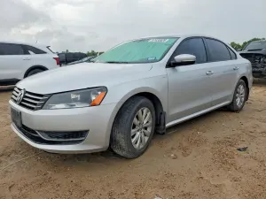 Volkswagen Passat 1.8L 4 2015
