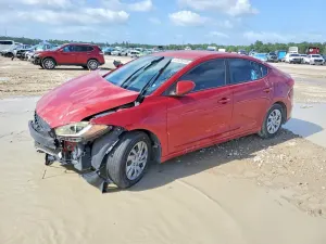 Hyundai Elantra 2.0L 4 2017