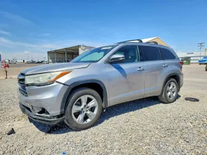 Toyota Highlander 3.5L 6 2015