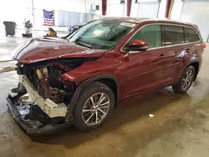 Toyota Highlander 3.5L 6 2017