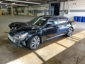 Nissan Altima 2.5L 4 2021