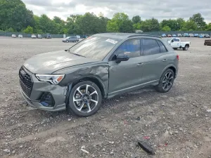 Audi Q3 2.0L 4 2025