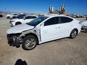 Hyundai Elantra 2.0L 4 2019