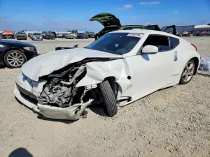 Nissan 370z 3.7L 6 2012