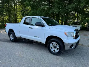 Toyota Tundra 4.6L 8 2013