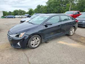 Hyundai Elantra 2.0L 4 2019