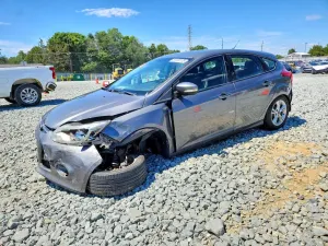 Ford Focus 2.0L 4 2014