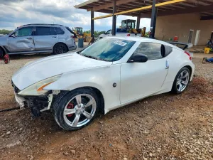 Nissan 370z 3.7L 6 2009