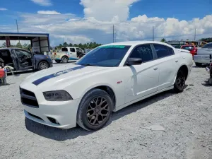 Dodge Charger 5.7L 8 2014