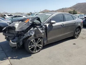 Ford Fusion TITANIUM 2.0L 4 2019