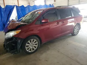 Toyota Sienna 3.5L 6 2015