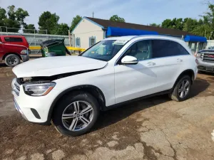 Mercedes-Benz GLC 2.0L 4 2022