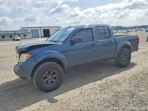Nissan Frontier 4.0L 6 2013