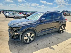 Volvo XC40 2.0L 4 2021