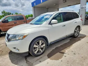 Nissan Pathfinder 3.5L 6 2013