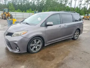 Toyota Sienna 3.5L 6 2018