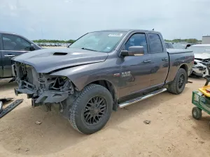 RAM 1500 5.7L 8 2015