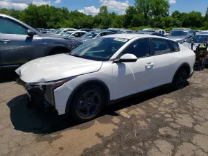 Kia K4 2.0L 4 2025
