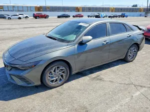 Hyundai Elantra 2.0L 4 2024