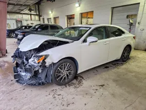 Lexus ES 3.5L 6 2016