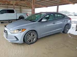 Hyundai Elantra 2.0L 4 2017
