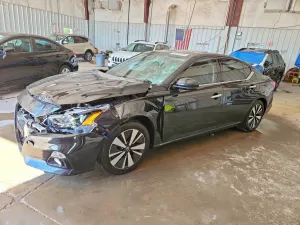 Nissan Altima 2.5L 4 2019