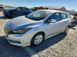 Nissan Leaf U 2025
