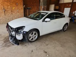 Volvo S60 2.5L 5 2013