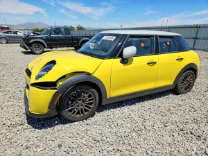 Mini Cooper 2.0L 4 2025