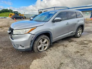Toyota Highlander 3.5L 6 2015