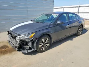 Nissan Altima 2.5L 4 2022