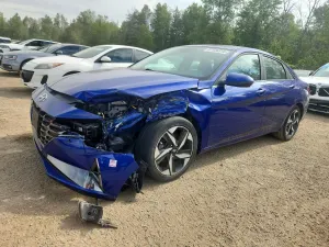 Hyundai Elantra 2.0L 4 2022