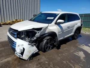 Toyota Highlander 3.5L 6 2019