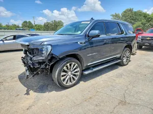 GMC Yukon 6.2L 8 2021