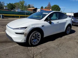 Tesla Model Y 2026