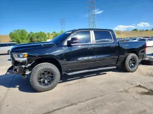 RAM 1500 5.7L 8 2019